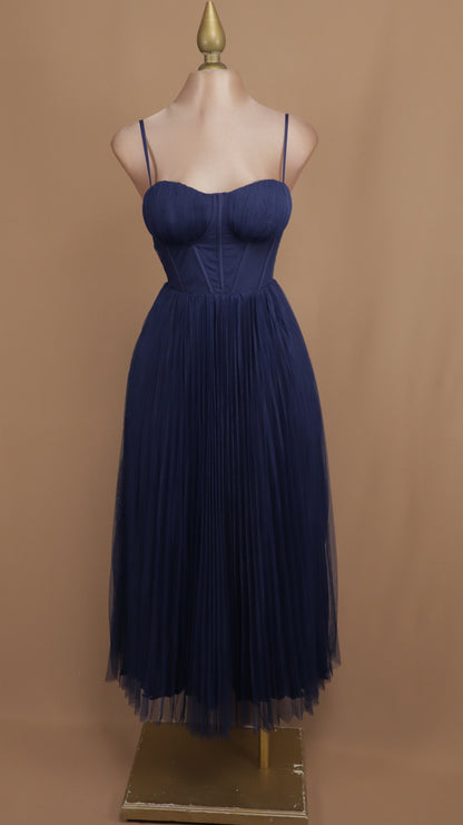 Vestido maxi de tull en línea A con copa y corset