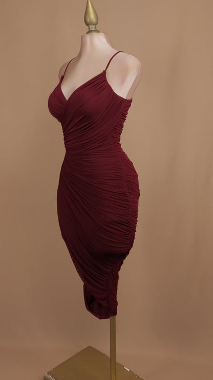 Vestido midi ajustado de tirante y escote en V