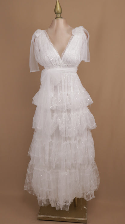 Vestido largo con olanes y escote en V