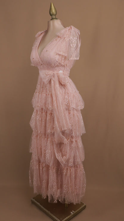 Vestido largo de tul con perlas y bordado