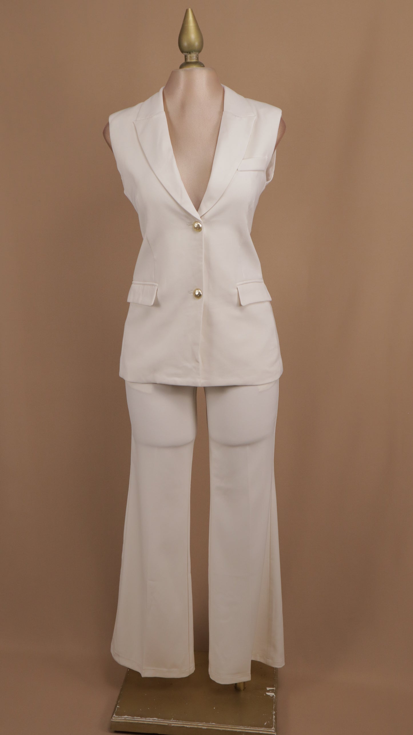 Conjunto de pantalón y saco resacado