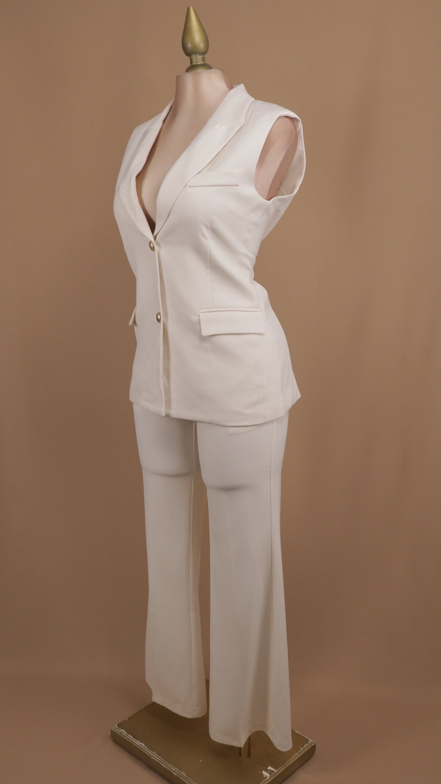 Conjunto de pantalón y saco resacado