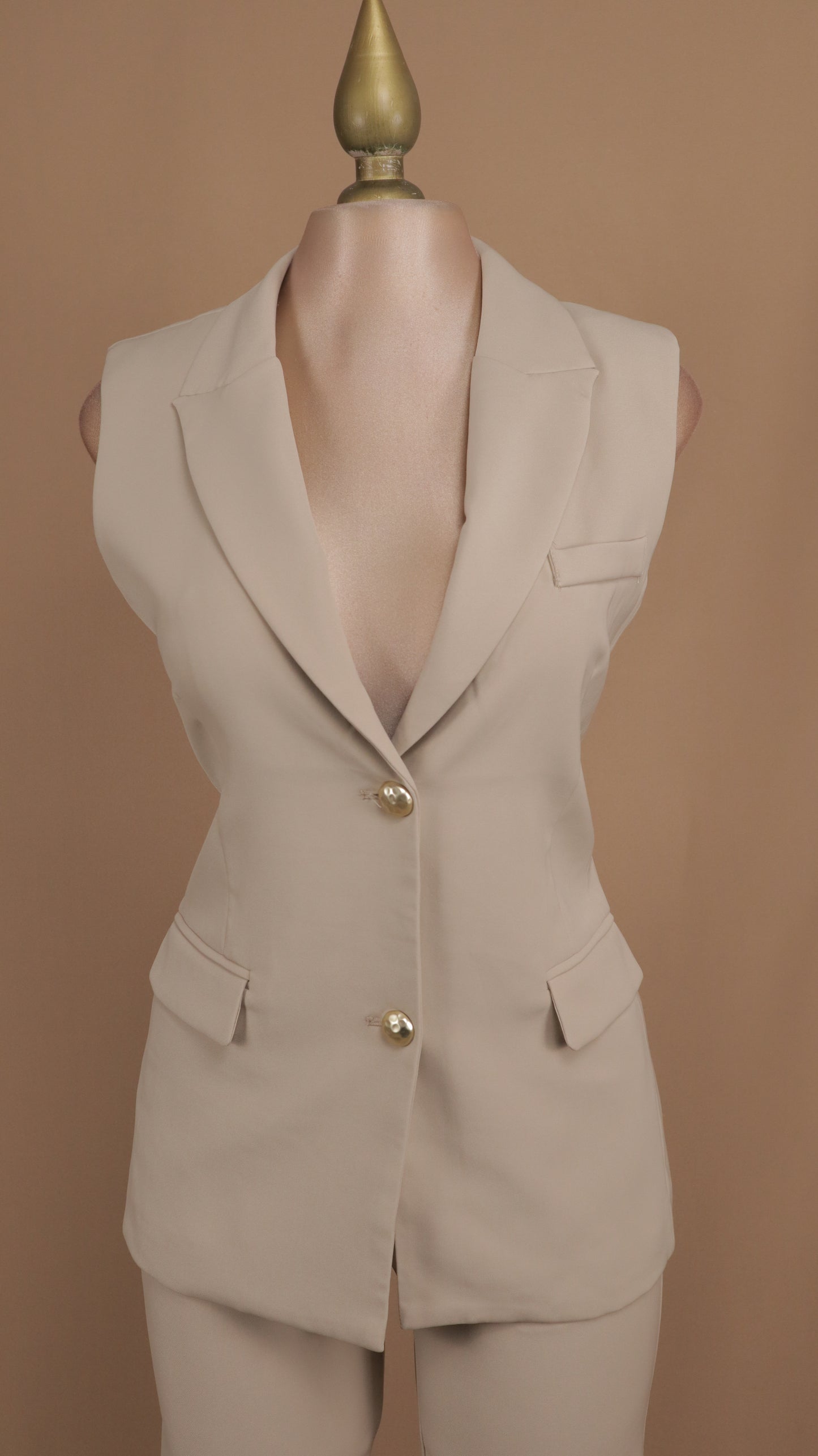 Conjunto de pantalón y saco resacado