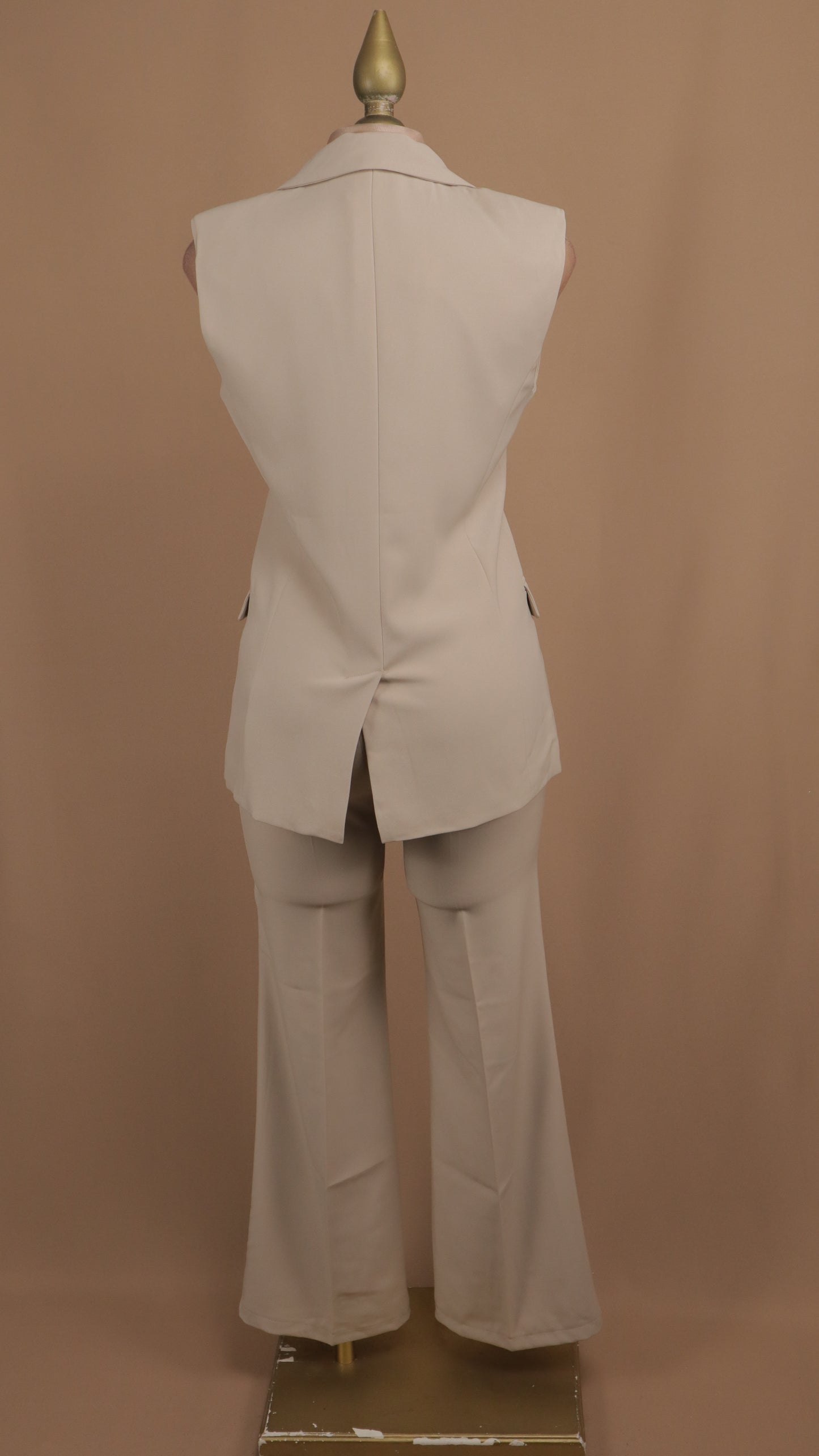 Conjunto de pantalón y saco resacado