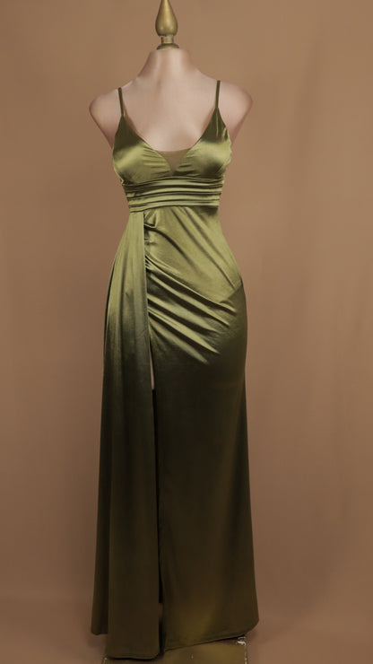 Vestido largo escote en V de tirantes con estola