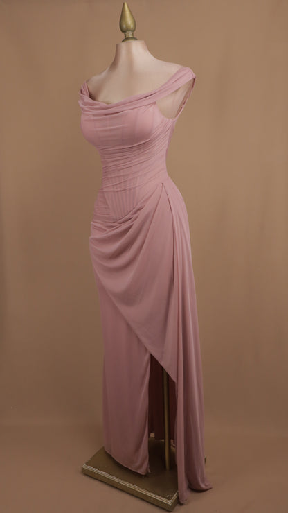 Vestido largo con corset al hombro