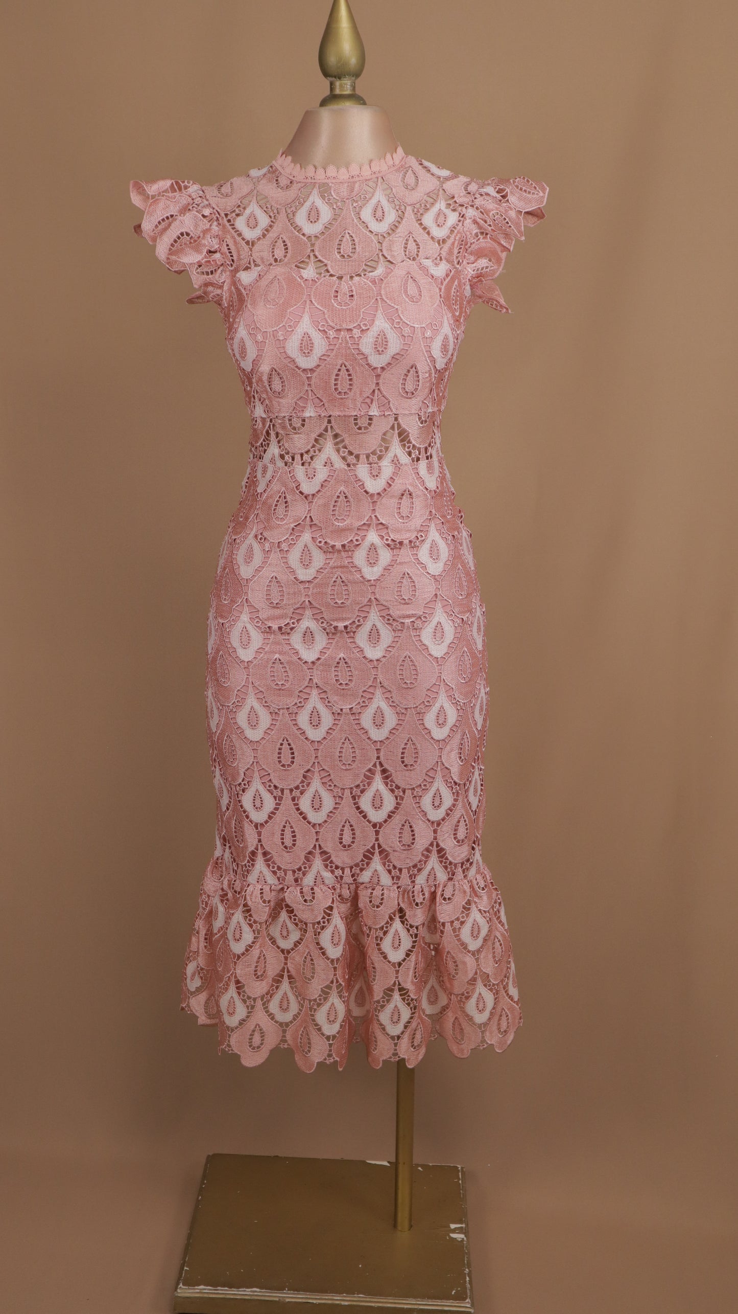 Vestido midi con encaje