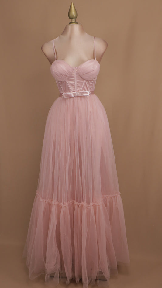 Vestido largo de tul con corset