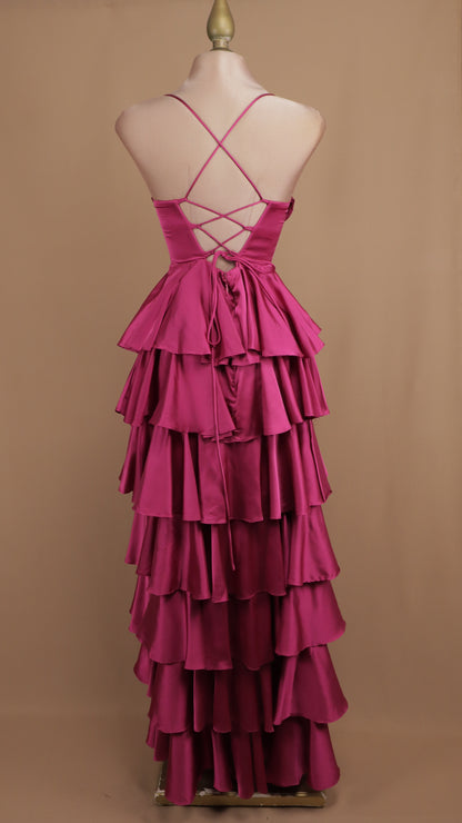Vestido largo con olanes en falda