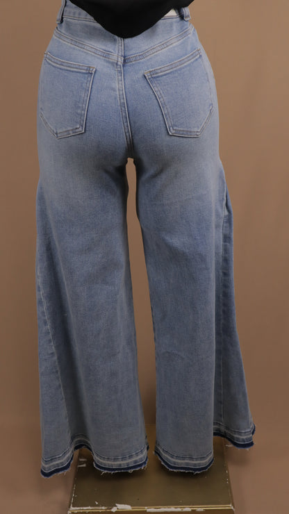 Pantalón de mezclilla deslavado pata ancha