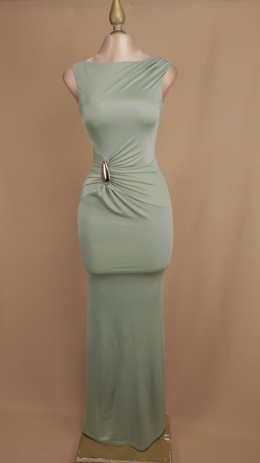 Vestido largo ajustado y resacado con plisado en cadera