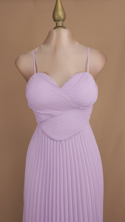 Vestido largo escote corazón plisado