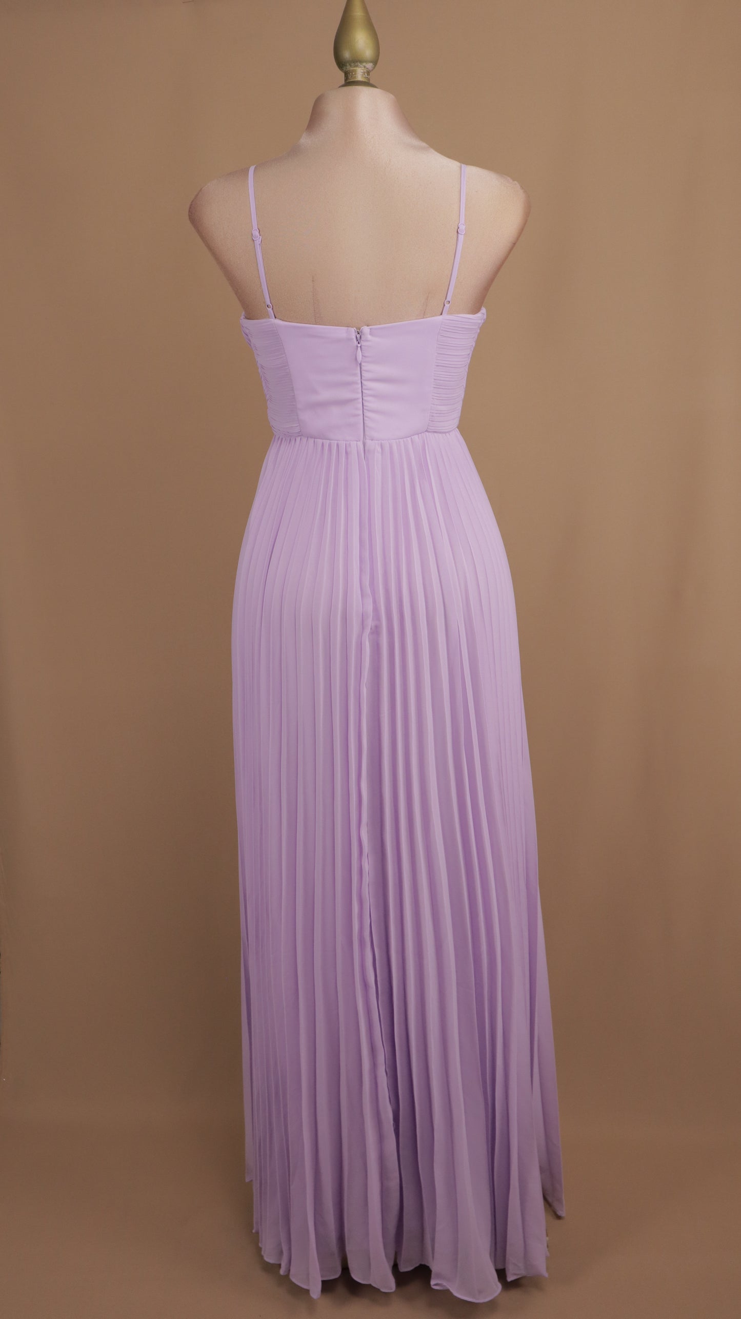 Vestido largo escote corazón plisado