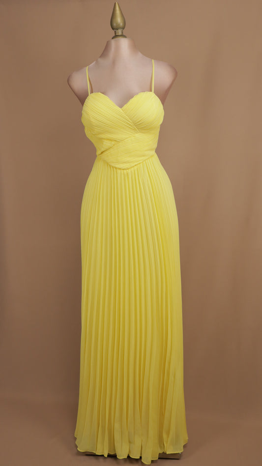 Vestido largo escote corazón plisado