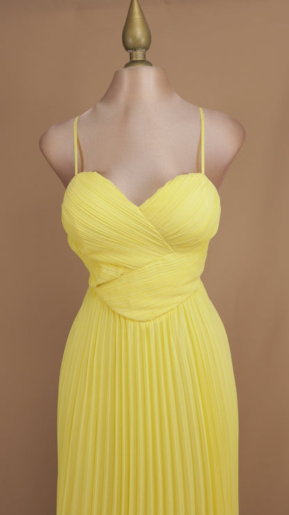 Vestido largo escote corazón plisado