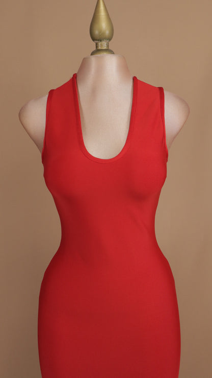 Vestido midi de bandage con escote cruzado en la espalda