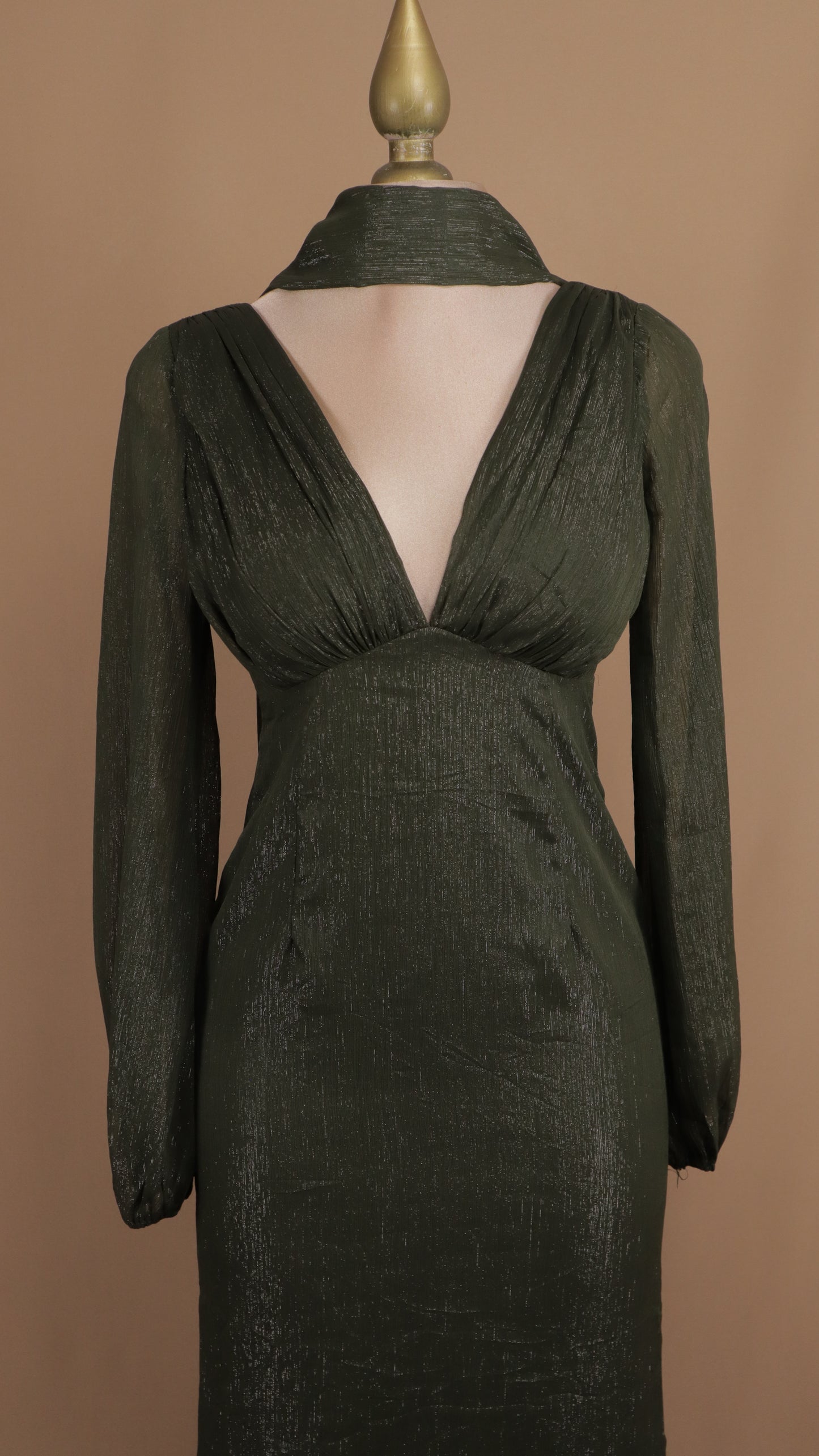 Vestido largo manga larga con destellos