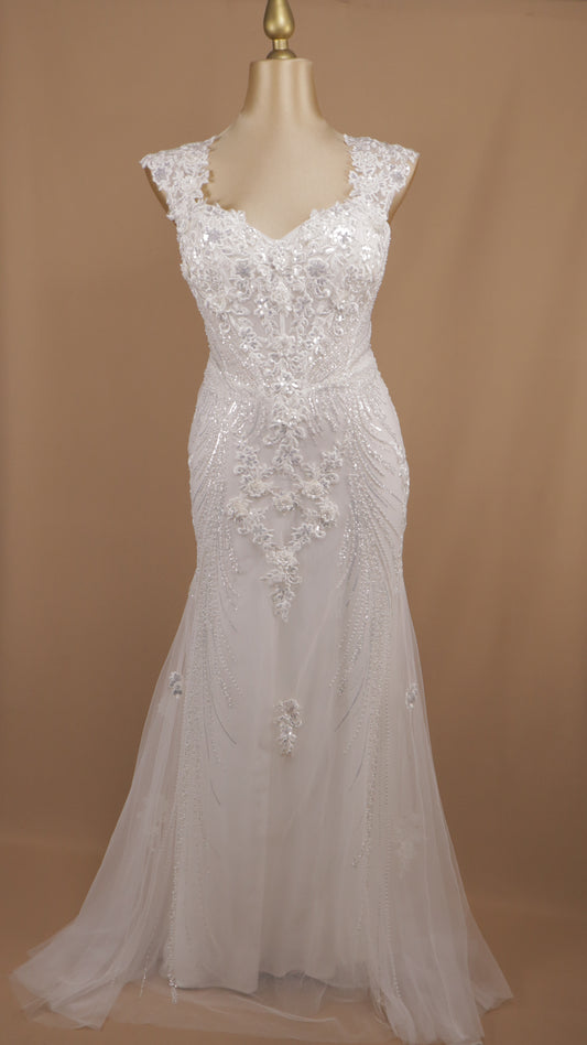 Vestido largo blanco plus size con aplicación en 3D