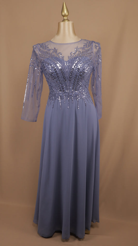 Vestido largo plus size con aplicación y manga