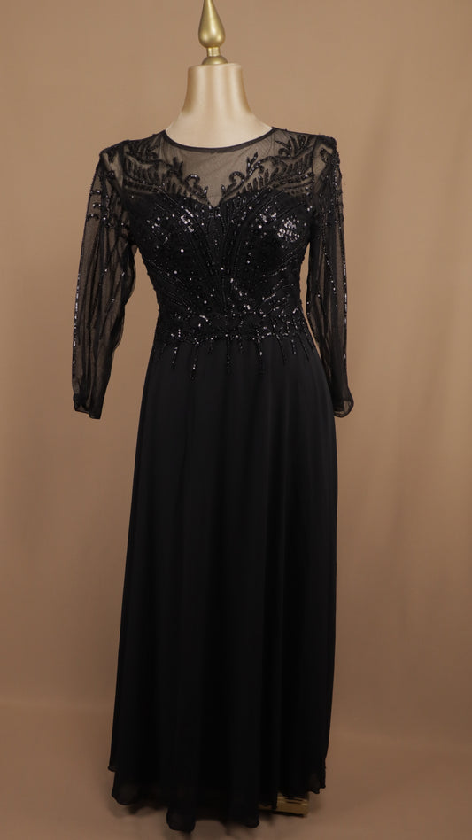 Vestido largo plus size con aplicación y manga