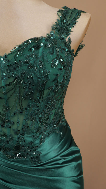 Vestido largo plus size con aplicación y corset