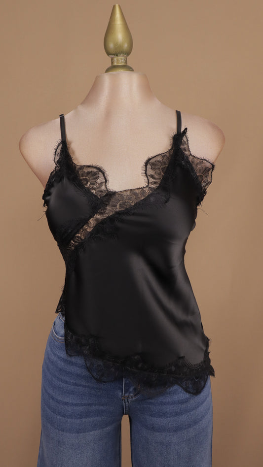 Blusa  de tirantes satinada con encaje