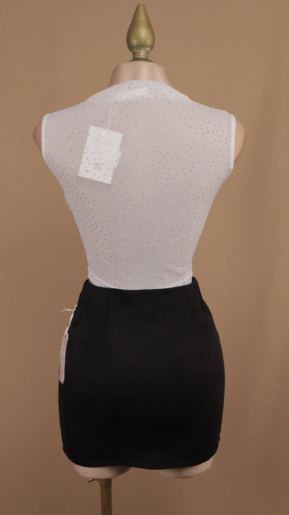 Crop tipo cuello halter con pedrería plata