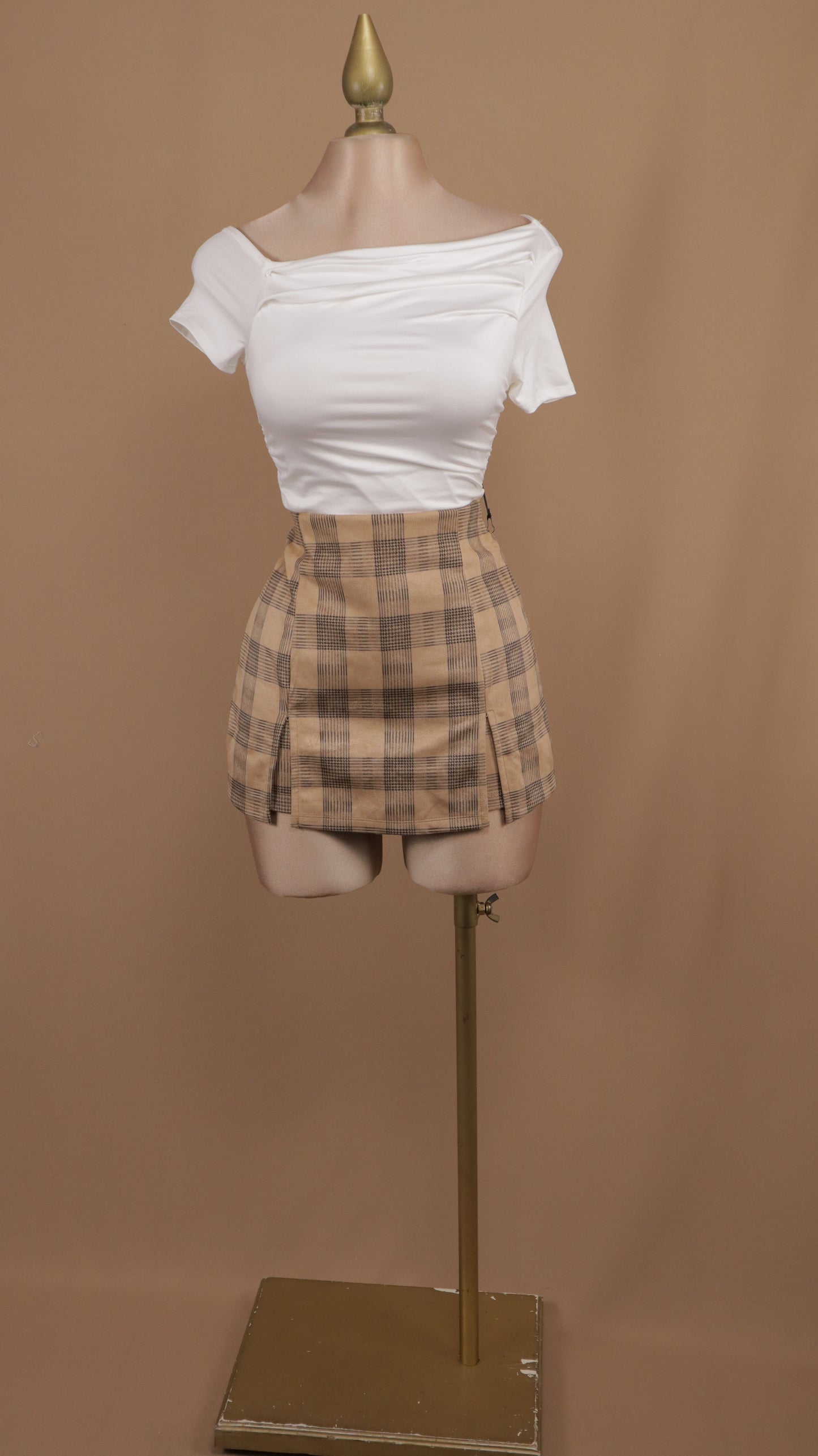 Short-Falda cuadrada con aberturas