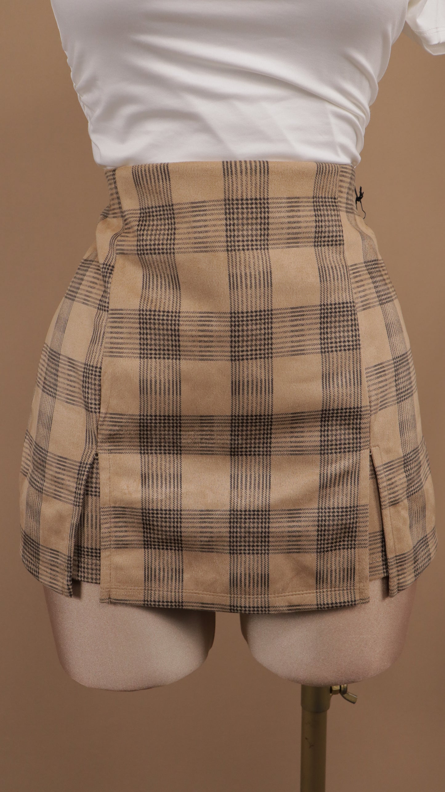 Short-Falda cuadrada con aberturas