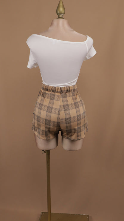 Short-Falda cuadrada con aberturas