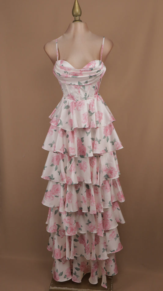 Vestido largo estampado con olanes