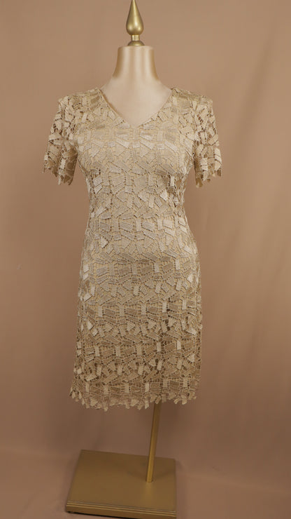 Vestido midi plus con encaje