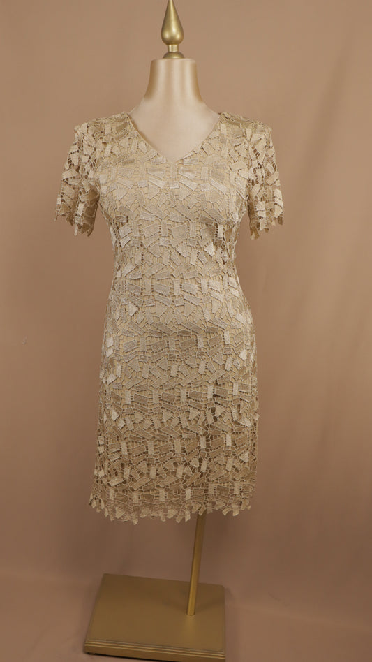 Vestido midi plus con encaje