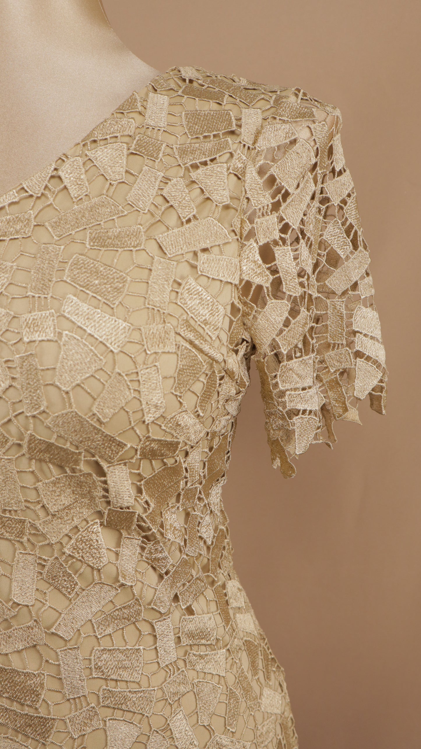 Vestido midi plus con encaje