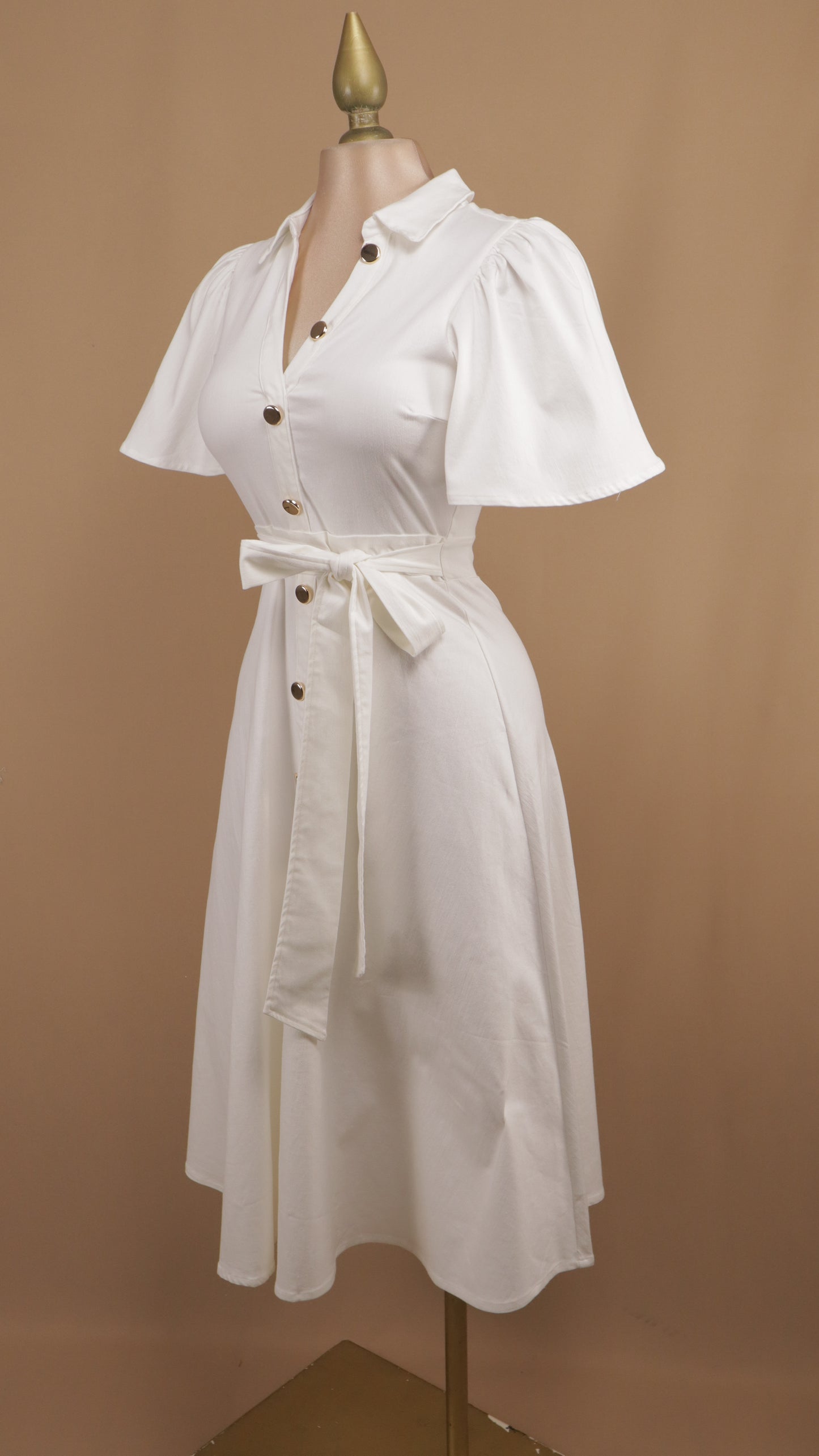 Vestido midi con manga