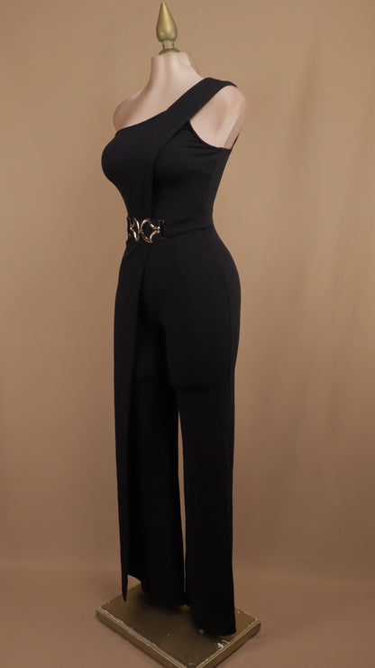 Palazzo asimétrico con hebilla dorada