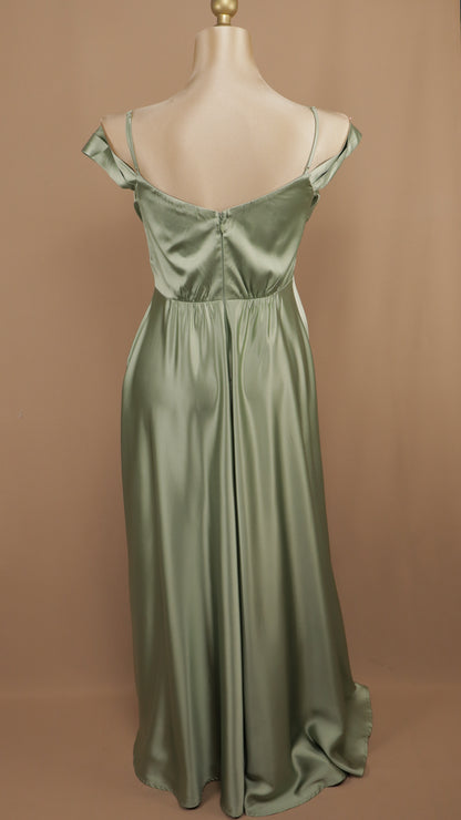 Vestido largo talla extra al hombro con abertura en pierna