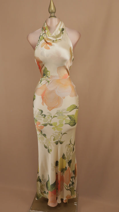Vestido largo cuello halter estampado