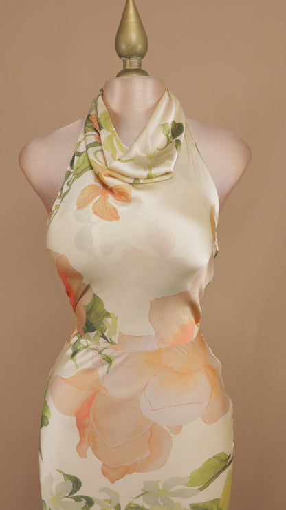 Vestido largo cuello halter estampado