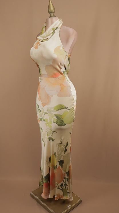 Vestido largo cuello halter estampado
