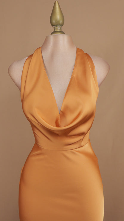 Vestido largo cuello halter