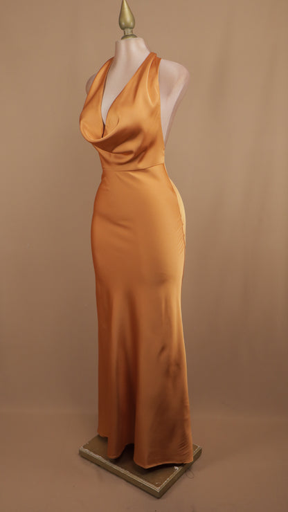 Vestido largo cuello halter