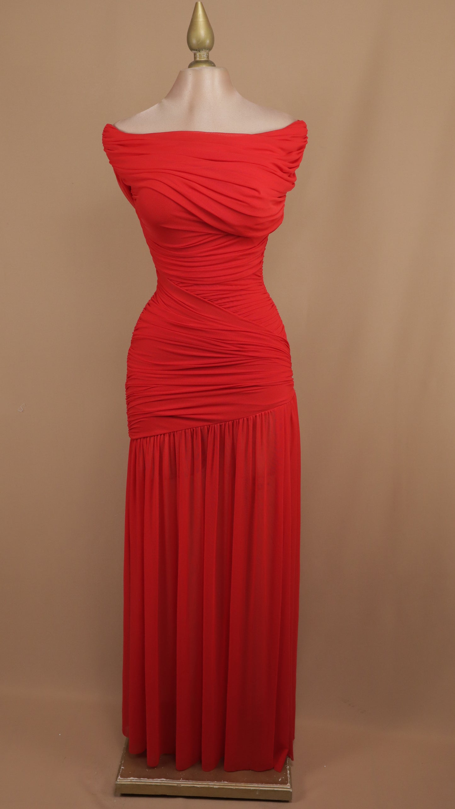 Vestido largo asimétrico de maya