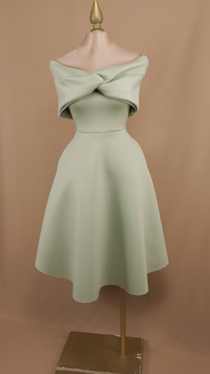 Vestido midi al hombro tipo fomi