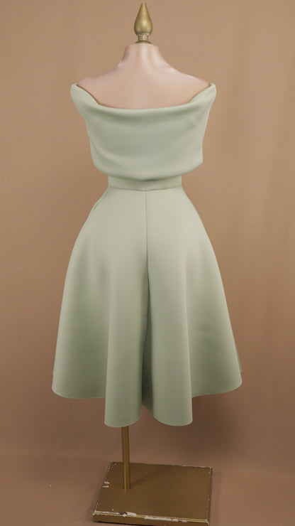 Vestido midi al hombro tipo fomi