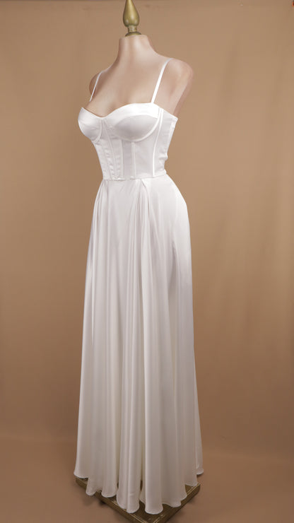 Vestido largo de novia con corset