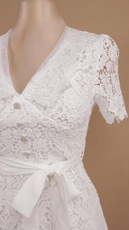 Vestido midi de encaje con aplicación plata