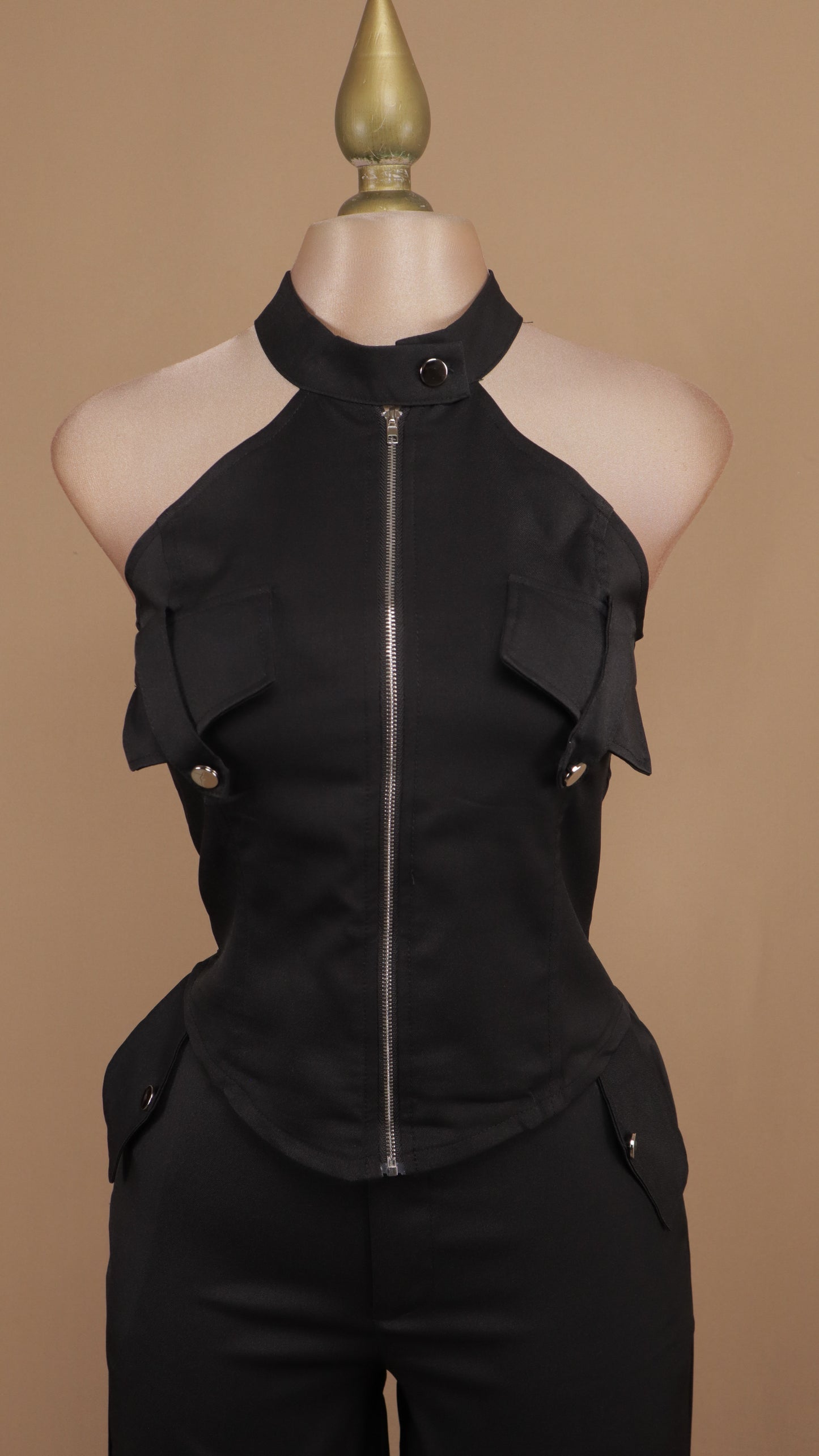 Conjunto de pantalón y crop halter