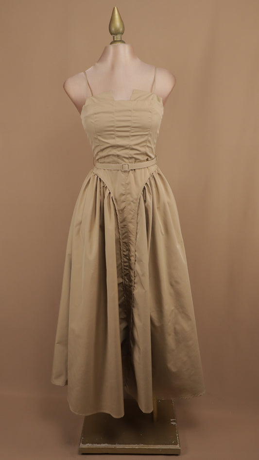 Vestido midi de tirantes con falda en línea A