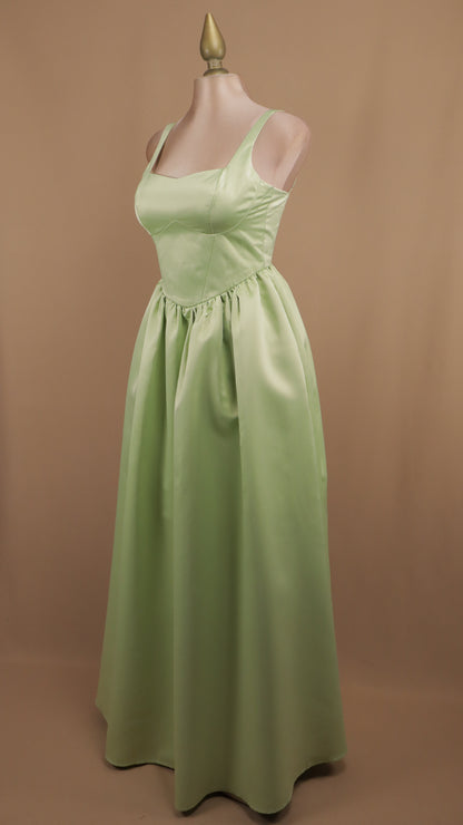 Vestido largo de tirantes con falda en línea A